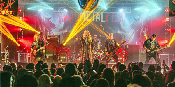 Desolation_angels_insert-spread Desolation_angels_insert-spread